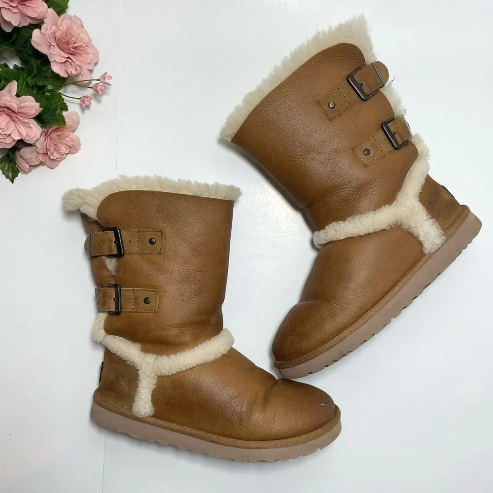 UGG Skylah Vintage Chestnut Leather Sheepskin Buckle Boots